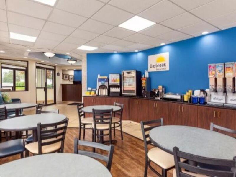 Days Inn By Wyndham Weldon Roanoke Rapids Zewnętrze zdjęcie